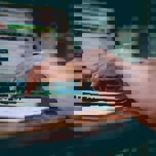 Представники IT-галузі критикують запропоновану Мінцифри форму працевлаштування IT-фахівців